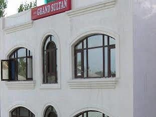 Grand Sultan Hotel ศรีนาการ์ ภายนอก รูปภาพ